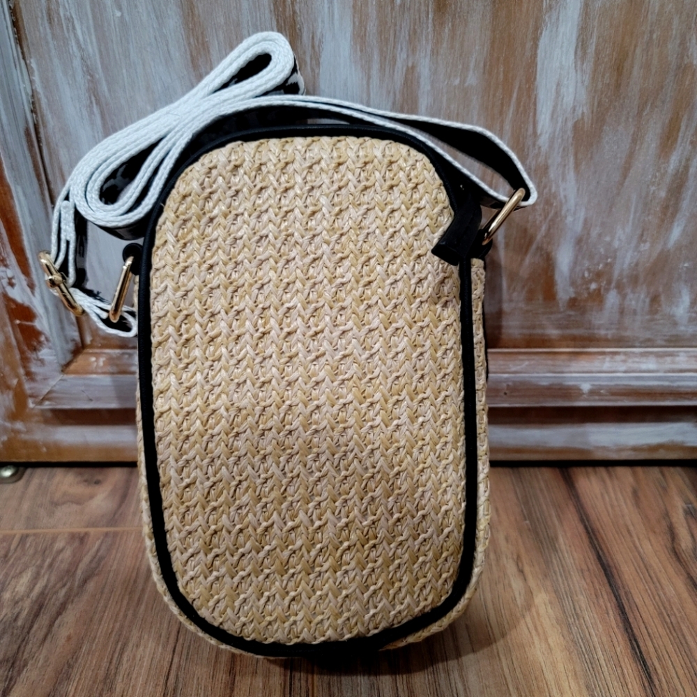NWT Disney Raffia Mickey Mouse Crossbody - Picture 3 of 10